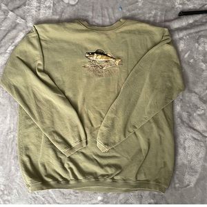 Bass fish crewneck pullover